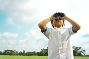 http://www.dreamstime.com/royalty-free-stock-images-boy-binoculars-image20584569